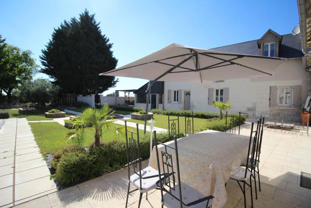 Gite Les Doucesheures- 110M²--3 Chambres-6 Pers Betz-le-Chateau Buitenkant foto